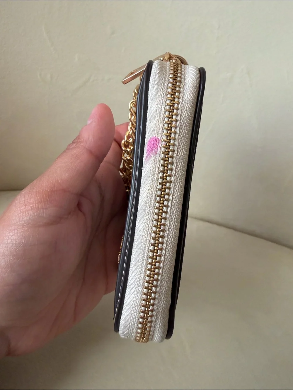 COACH Black & Cream Signature Card Holder with Gold Chain